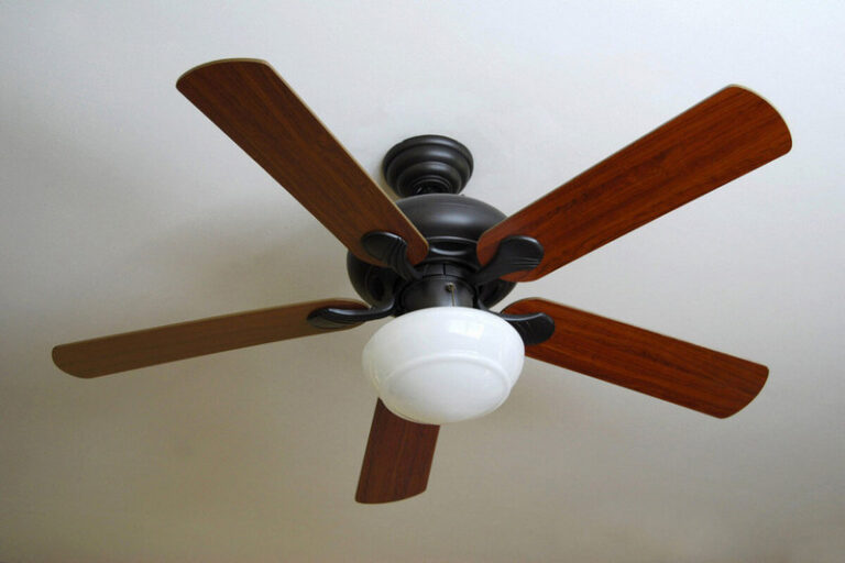 How to oil a ceiling fan without taking it down